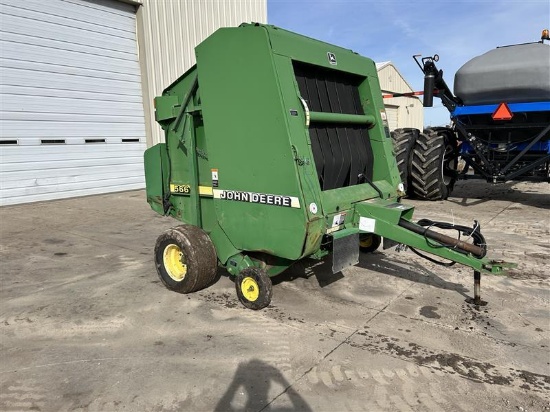 1999 John Deere 566 Round Baler  Net & Twine, Reliable Performance