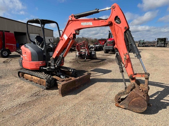 Kubota KX033 Mini Excavator w/ 4-Way Blade and Hydraulic Thumb  Only 1,243 Hours