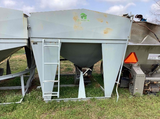 Convey-All BTS-180 Seed Tender  Truck/Trailer Mounted with Honda Engine