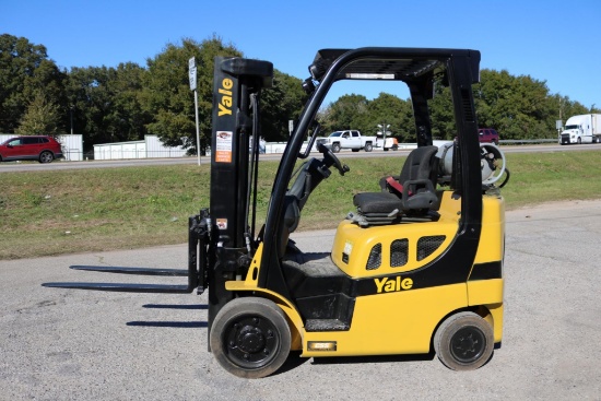 2017 Yale GLC050VX 3,500 lb LPG Forklift  Powershift, Aux Hydraulics