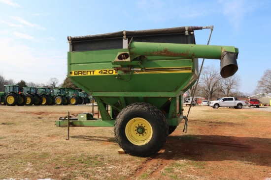 Brent 420 Grain Cart  420 Bushel Capacity  540 PTO  Field-Ready