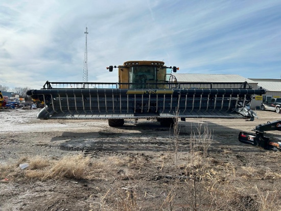 2010 Gleaner 9250 Draper Head  30' with Crary Air Wind System