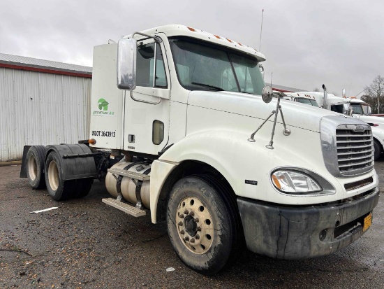 2009 Freightliner Columbia 120  10-Speed, Mercedes MBE4000, 6x4