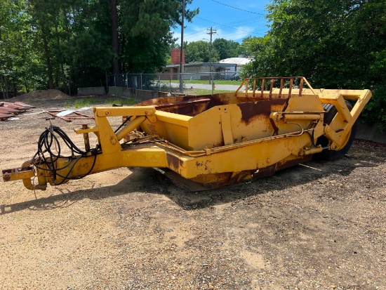 Pan Scraper Building REYNOLDS 100 - 8 YARD PULL TYPE SCRAPER PAN WITH DRAWBAR | Heavy ...