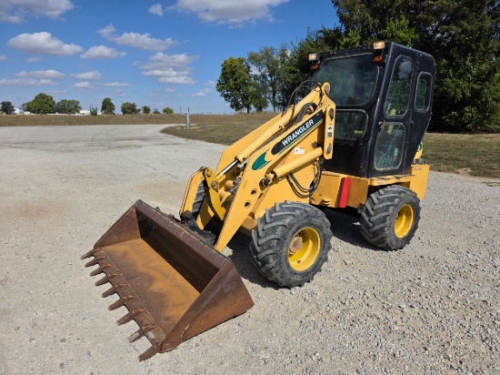 Willmar 4500 Wrangler Articulating Loader