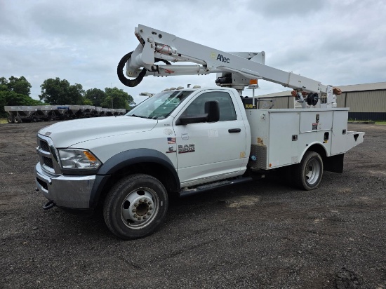 Ram 5500HD Bucket Truck w/Altec AT40G