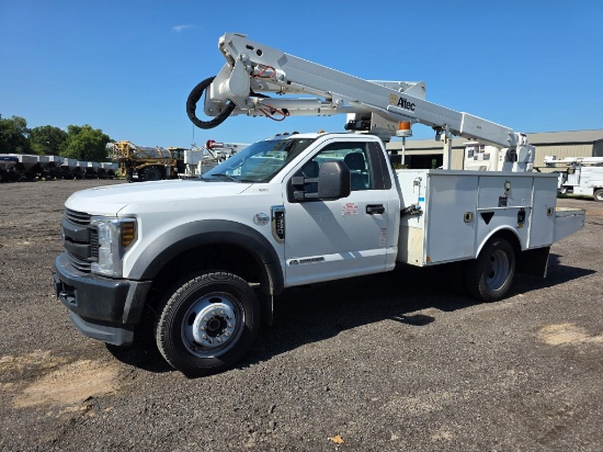 F550 Super Duty Bucket Truck Altec 40