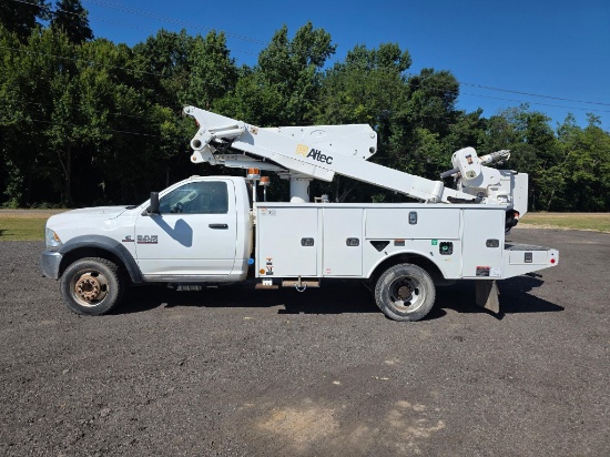 Dodge 5500 Bucket Truck.