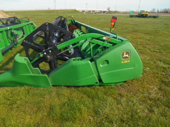 2010 JOHN DEERE 635F