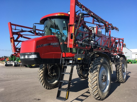 2013 CASE 4430