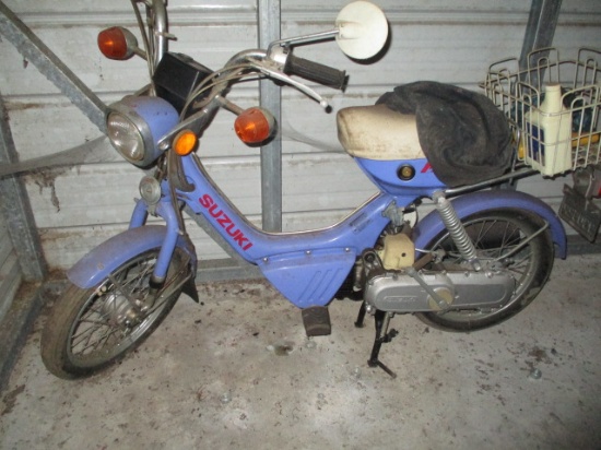 Suzuki Scooter (blue)