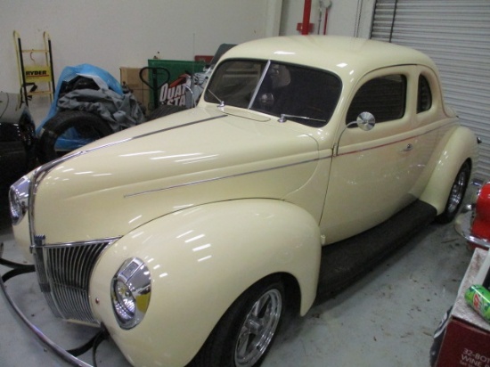 1940 Ford 2-Door Street Rod Small Block Chevy, AT,A/C