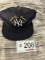 Wade Boggs Signed Hat (96 Yankees)