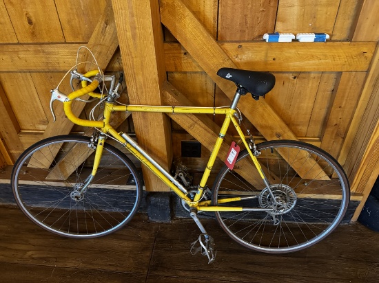 Vintage Fuji 10 Speed Bicycle