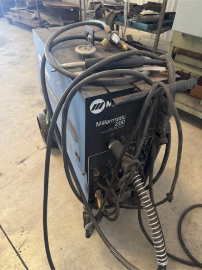 Miller Millermatic 200 Welder