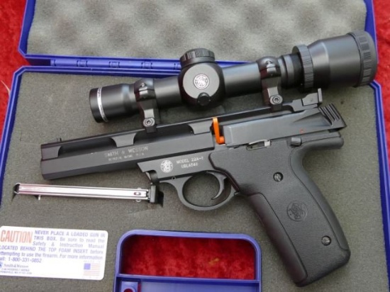 Smith & Wesson Model 22A-1 Pistol w/Scope
