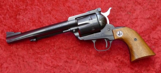 Early 3 Screw Ruger 41 Magnum Blackhawk Revolver