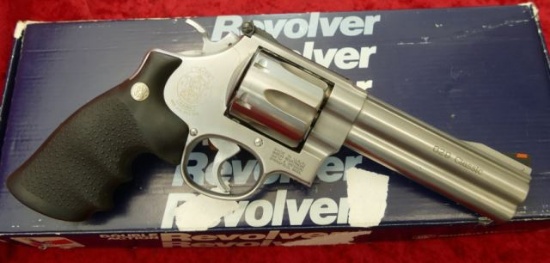 Smith & Wesson Model 629 Classic 44 Magnum