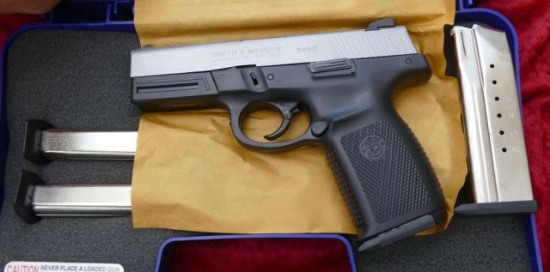 NIB Smith & Wesson SW9VE 9mm Pistol