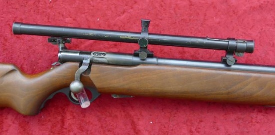 Mossberg 44B 22 cal. Training Rifle w/Scope