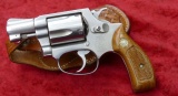 Smith & Wesson Model 60 Snub Nose Revolver