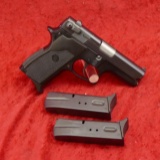 Smith & Wesson Model 469 9mm Handgun