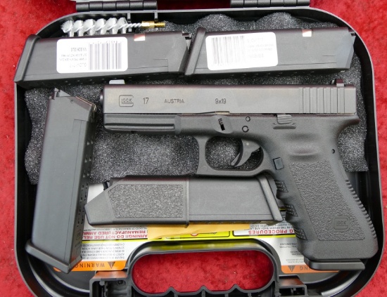 Glock Model 17 9mm Pistol