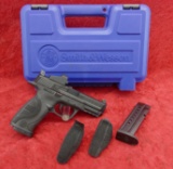 Smth & Wesson Pro Series M&P9 Pistol
