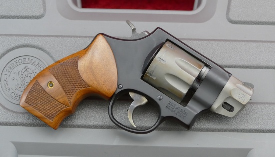 Smith & Wesson Model 327 8 Shot Revolver
