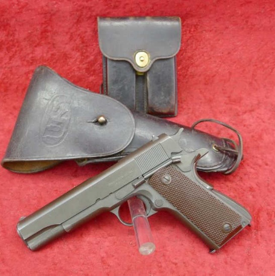 US Ithaca 1911 A1 WWII 45 Pistol
