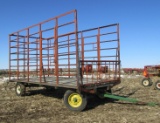 Square bale rack on JD 1065A wagon gear