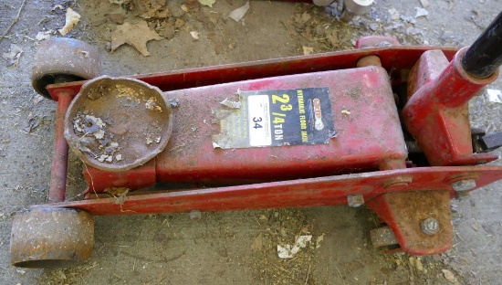 2 3/4 Ton Hydraulic Floor Jack