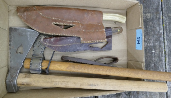 Box lot of Rendezvous Knives & Hatchets