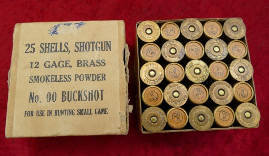 Box of Winchester 00 Buckshot Brass Shells
