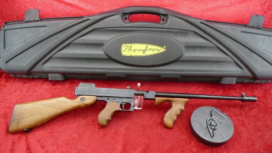 Auto Ordnance1927 A1 Thompson Carbine