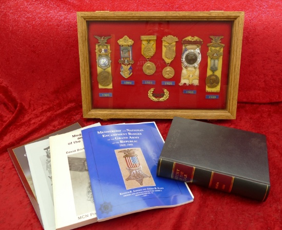 Display Case of GAR Medals & Books lot