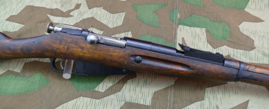 1940 dated Russian 91-30 Mosin Nagant Rifle