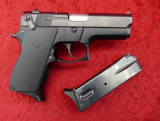 Smith & Wesson Model 469 9mm Pistol