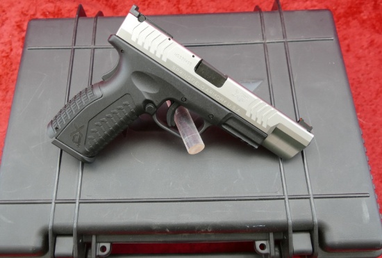(RM) Springfield Armory XDM 40 cal Pistol