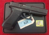 (RM) Glock Model 17 9mm Pistol
