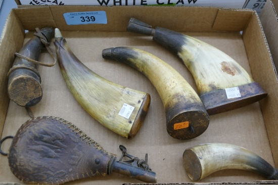 Lot of Vintage Powder Horns & Flasks