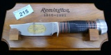 Comm. Remington RH33C Hunting Knife & Plaque