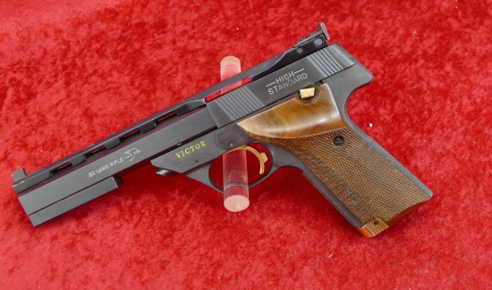 High Standard Victor 22 Target Pistol (RM)