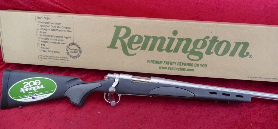 NIB Remington Model 700 VSF 220 Swift Rifle (RM)