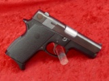 Smith & Wesson Model 469 9mm Pistol