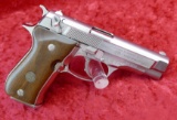 Browning BDA-380 Pistol