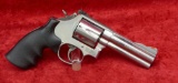 Smith & Wesson 686-4 357 mag Revolver