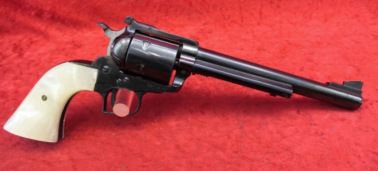 Early Ruger Super Blackhawk 44 Magnum Revolver
