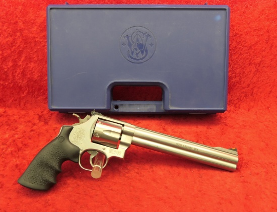 Smith & Wesson Model 629 Classic DX Revolver