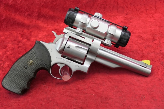 Ruger Red Hawk 41 Magnum w/Red Dot Scope